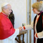 pope-leo-and-archbishop-of-canterbury-sarah-mullally-meet-for-the-first-time-and-pray-together