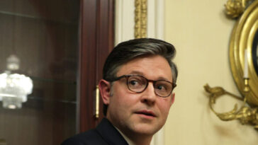 ‘hell-week’:-house-has-to-grapple-with-fisa,-ice-funding,-and-farm-bill