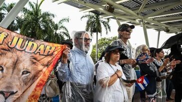 cuban-americans-stage-massive-prayer-event-in-florida-asking-god-to-save-homeland