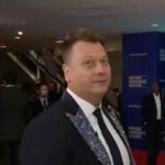 fox-news-host-jimmy-failla-caught-on-hot-mic-blasting-‘pathetic’-security-at-whcd-before-the-shooting:-‘two-random-chicks-holding-the-front-door-open…-they’re-not-even-trying-anymore’-(video)
