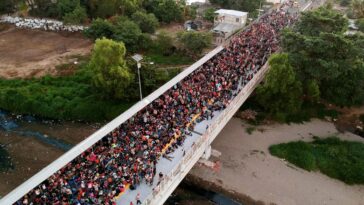 obama-appointed-judge-slaps-down-trump-admin’s-common-sense-pause-on-green-card-applications-from-high-risk-travel-ban-countries-—-orders-fast-track-processing-for-83-plaintiffs-from-iran,-syria,-venezuela,-and-more!