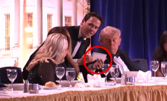 oz-pearlman-reveals-what-was-written-on-card-shown-to-president-trump-during-wh-correspondents’-shooting