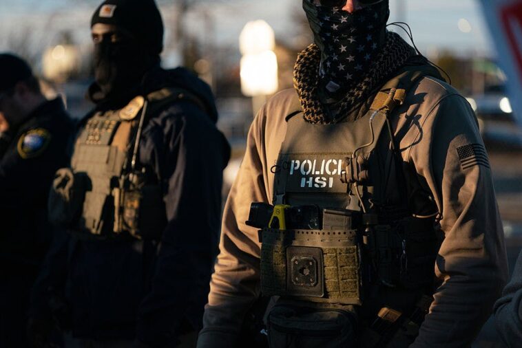 new-wave-hits-as-feds-raid-more-minnesota-daycare-sites-in-growing-fraud-scandal