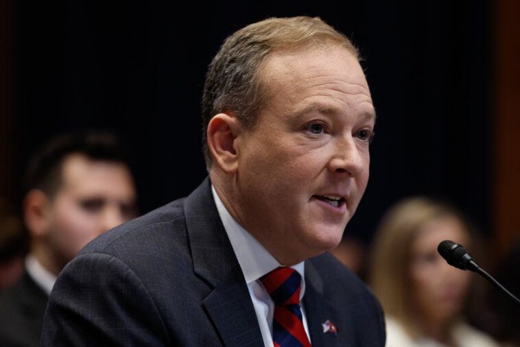watch:-zeldin-turns-purple-haired-dem-white-with-rage-as-he-demolishes-her
