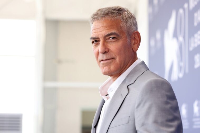 hollywood-a-lister-comes-to-kimmel’s-defense,-blames-conservatives-for-‘heated’-rhetoric
