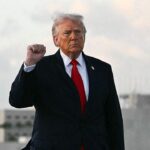 gold-donald-trump-statue-installed-at-doral-ahead-of-pga-tour’s-return-to-president’s-golf-course