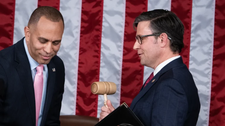 fresh-harvard-poll-shows-no-blue-wave-as-parties-are-tied-on-congressional-ballot