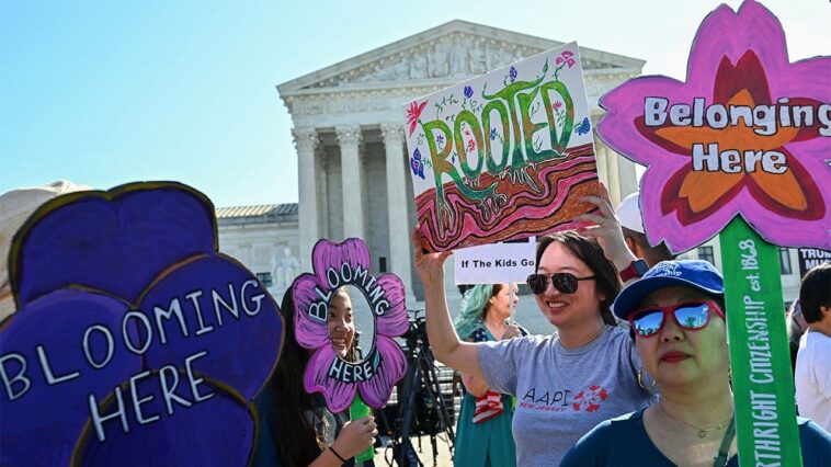 supreme-court-weighs-trump-effort-to-terminate-temporary-protections-for-haitian,-syrian-migrants