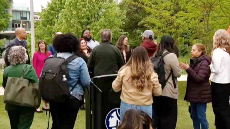 gunfire-erupts-near-seattle-mayor’s-event-as-families,-children-gather