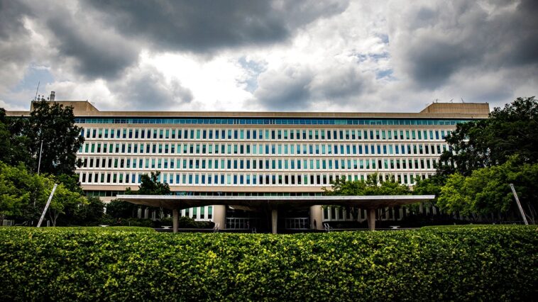man-accused-of-repeatedly-trespassing-at-cia-headquarters-in-virginia