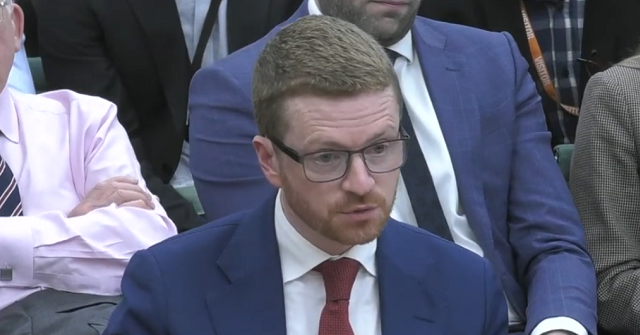 starmer’s-svengali-mcsweeney-bids-to-spin-mandelson-links-away,-absolve-himself-of-vetting-scandal