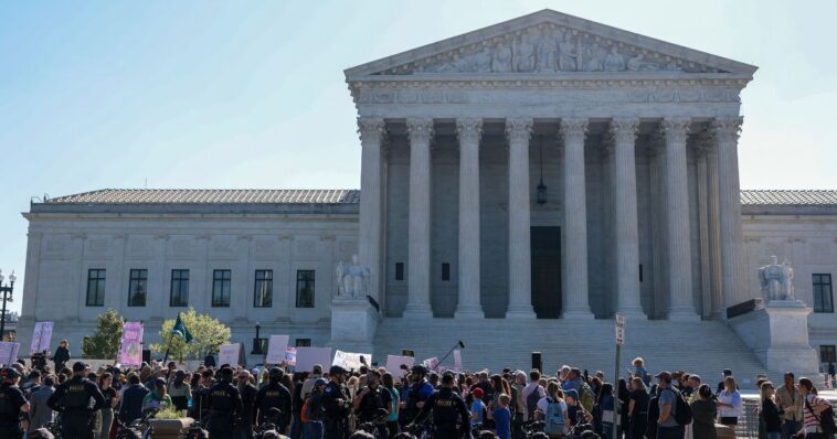 breaking:-supreme-court-rules-6-3-that-drawing-congressional-districts-based-on-race-is-unconstitutional