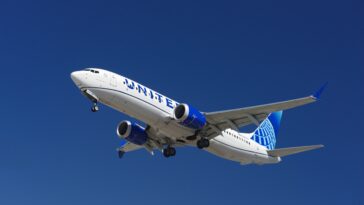 united-airlines-flight-from-san-francisco-to-san-diego-reportedly-strikes-‘red,-shiny’-drone