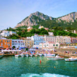 stunning-italian-island-imposes-steep-penalties-to-stop-aggressive-street-tactics-used-on-tourists