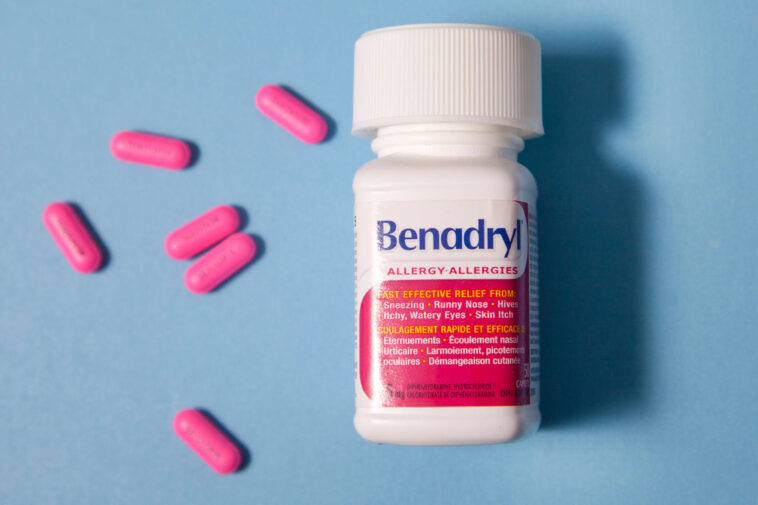insane-‘benadryl-challenge’-resurfaces-—-leading-to-one-death-and-sending-dozens-to-the-hospital
