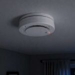 smoke-alarm-patiently-waits-until-3-am.-to-announce-low-battery
