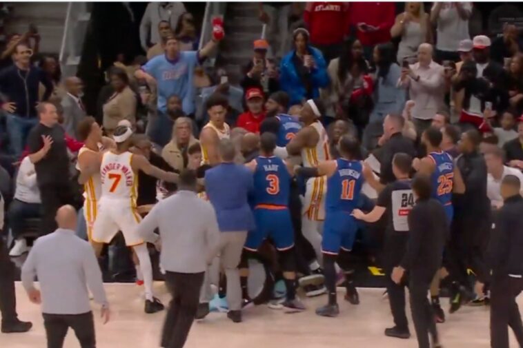 knicks-and-hawks-get-into-fiery-scuffle-with-mitchell-robinson,-dyson-daniels-ejected-in-wild-scene