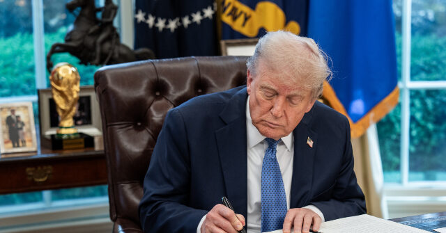 trump-signs-executive-order-for-up-to-$1,000-annual-federal-ira-match-for-qualified-workers