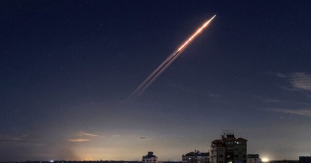 report:-centcom-seeks-first‑ever-‘dark-eagle’-hypersonic-missile-deployment-to-counter-iran