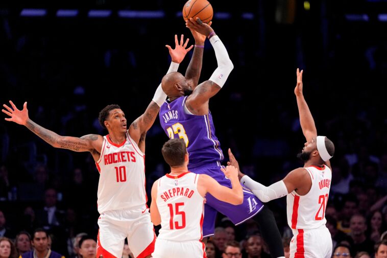 lakers-put-bolo-out-searching-for-missing-offense