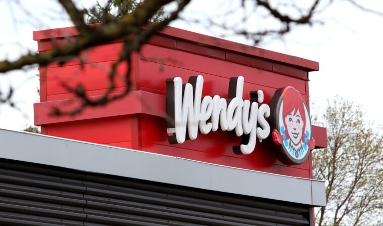 fast-food-chain-folds-after-months-of-complaints-from-angry-customers