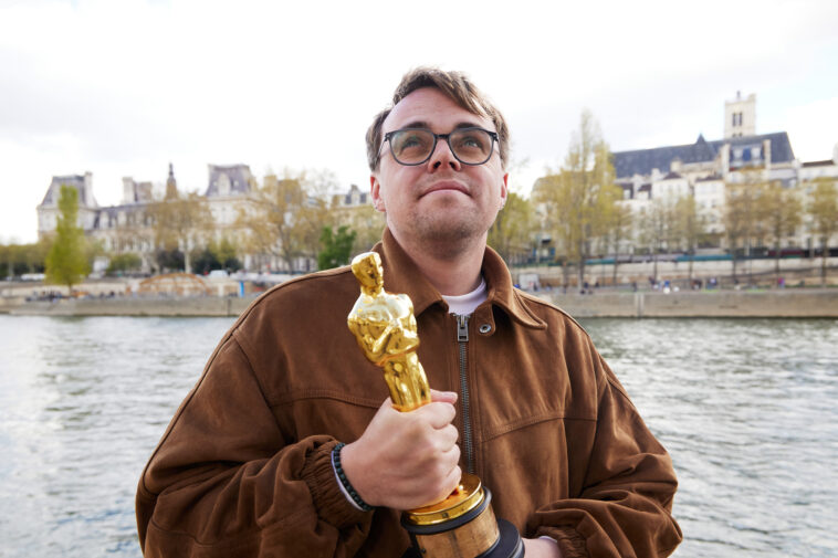 hollywood-ending-for-oscar-winner-whose-statuette-vanished-after-tsa-barred-him-from-bringing-it-on-board