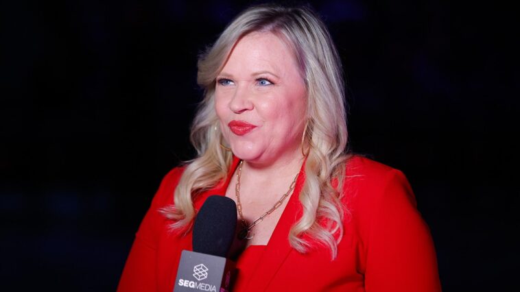 espn’s-holly-rowe-claims-i’m-‘bullying-women’-due-to-angel-reese-criticism-|-jon-root