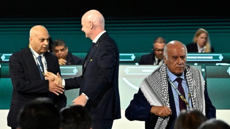 palestinian-soccer-boss-refuses-to-shake-hands-with-israeli-counterpart-at-fifa-congress