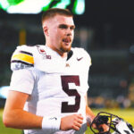minnesota-qb-drake-lindsey-arrested-for-alleged-underage-drinking,-fake-id