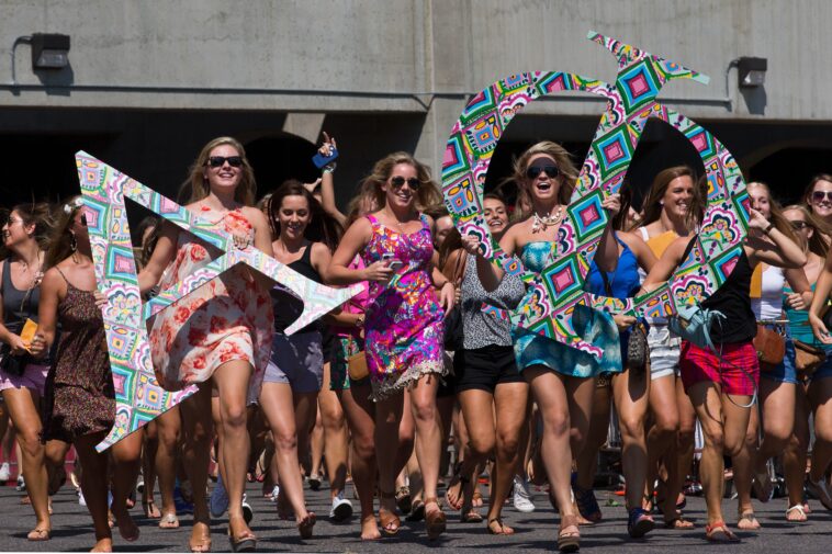 best-colleges-for-frats-and-sororities-in-america-ranked-—-and-california-made-the-top-10