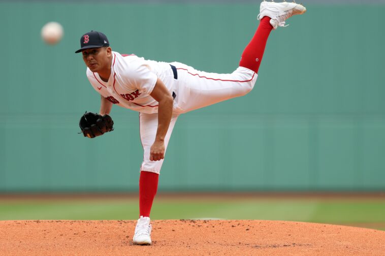 ranger-suarez-leaves-injured-as-red-sox’s-miserable-season-takes-another-dark-turn