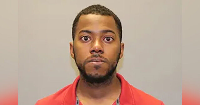 video:-former-chick-fil-a-worker-accused-of-$80,000-mac-and-cheese-scam-in-texas