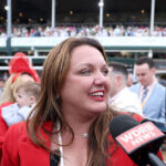cherie-devaux,-first-female-trainer-to-win-the-kentucky-derby,-has-amazing-reaction-after-come-from-behind-win