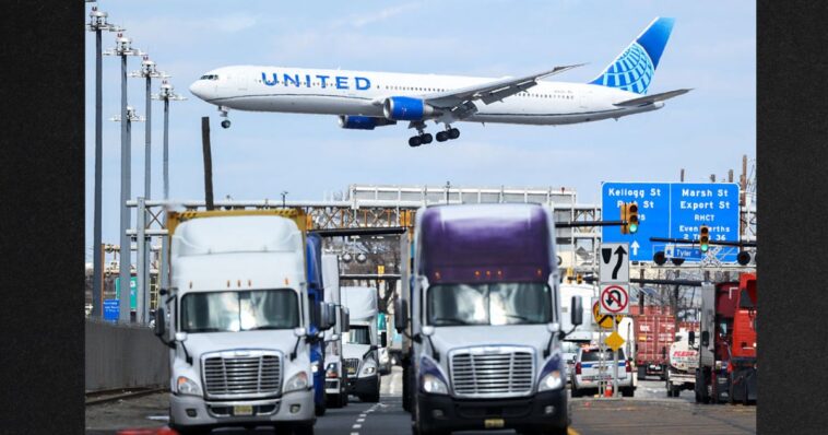truck-driver-sent-to-hospital-after-boeing-767-clipped-his-trailer-and-light-pole-during-nj-landing