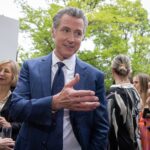 california-governor’s-race-on-a-knife-edge-as-dark-horse-surges-and-ballots-hit-mailboxes