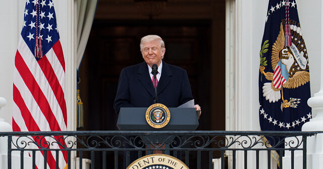 white-house-posts-trump-star-wars-meme:-‘may-the-4th-be-with-you’