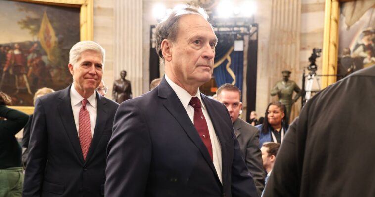 scotus-issues-urgent-judgment-late-monday,-clears-path-for-state-to-cut-dem-house-seats-by-50-percent
