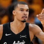 victor-wembanyama-sets-nba-postseason-block-record-in-the-spurs’-loss-to-the-timberwolves