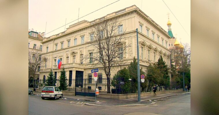 three-russian-diplomats-expelled-from-austria-suspected-of-signals-intelligence-spying-through-an-‘antena-forest’-on-top-of-embassy
