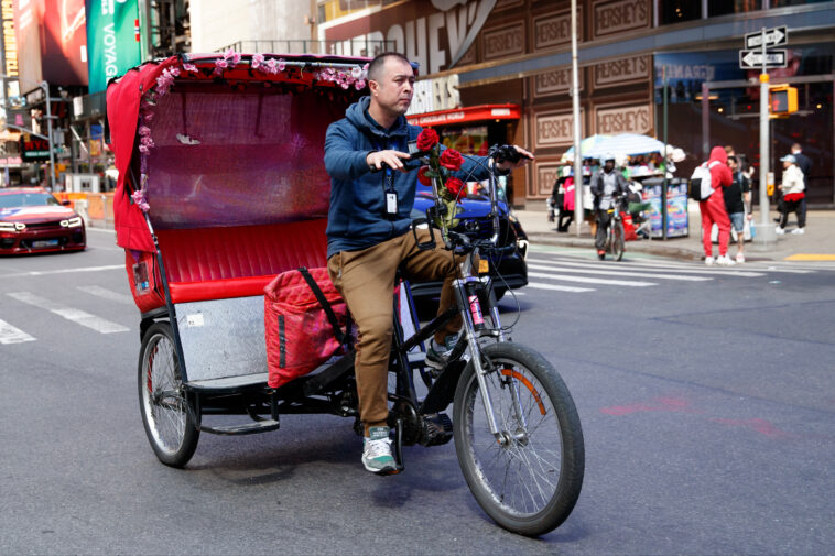 shady-nyc-pedicabs-could-finally-face-crackdown-—-including-requiring-meters