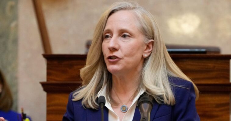 panicking-virginia-democrats-now-think-their-gerrymander-will-fail-in-court,-triggering-infighting:-report