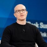 coinbase-lays-off-14%-of-employees-in-ai-transformation