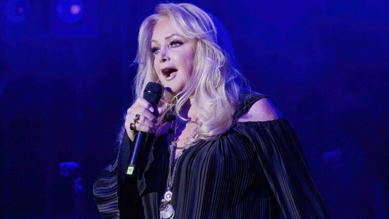 legendary-singer-bonnie-tyler-rushed-to-hospital-for-emergency-intestinal-surgery