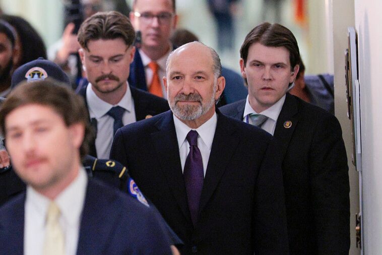 house-oversight-chair-says-lutnick-‘wasn’t-100%-truthful’-about-epstein-ahead-of-hearing