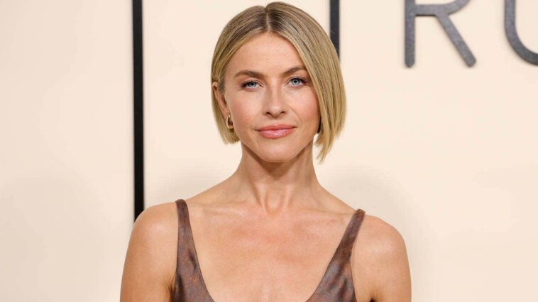 julianne-hough-rocks-leopard-print-and-snakeskin-bikinis-during-tropical-getaway-in-fiji