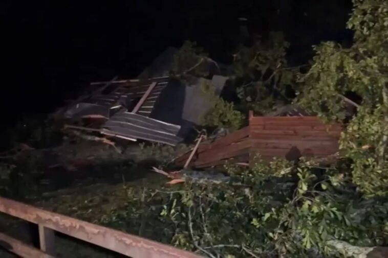 nearly-500-homes-damaged-in-mississippi-storms-as-multiple-tornadoes-reported-—-injured-at-least-17