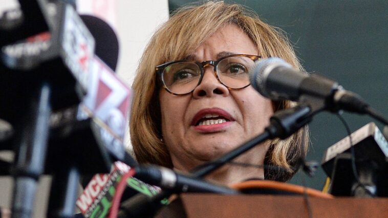 longtime-dem-charlotte-mayor-vi-lyles-to-resign-months-into-new-term