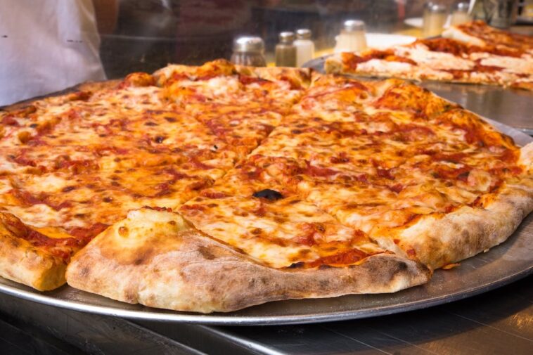 a-major-pizza-and-bagel-ingredient-could-soon-be-banned