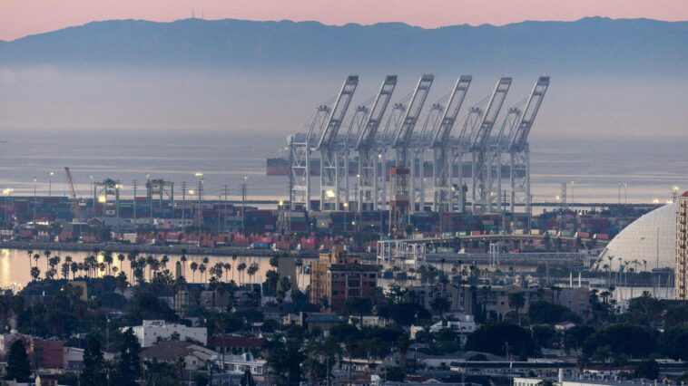 court-moves-against-trump-trade-agenda-in-major-ruling