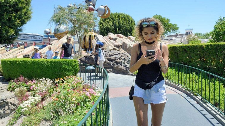 fox-news-ai-newsletter:-how-disney-fans-will-experience-ai